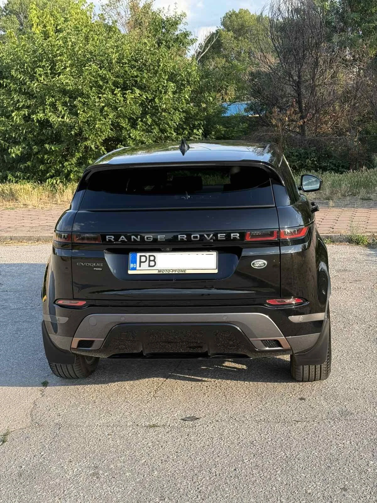Land Rover Evoque SUV 5D R-DYNAMIC SE 1.5 I3 PHEV 309 PS AWD Auto, снимка 1