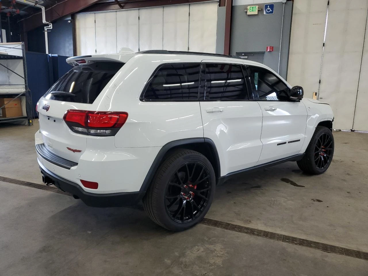 Jeep Grand cherokee TRAILHAWK   - изображение 3