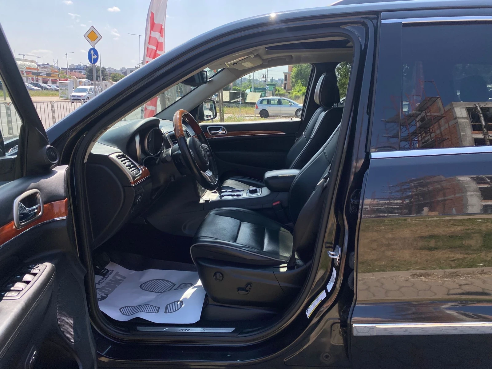 Jeep Grand cherokee 3.6i/ГАЗ/FULL/TOP - изображение 8