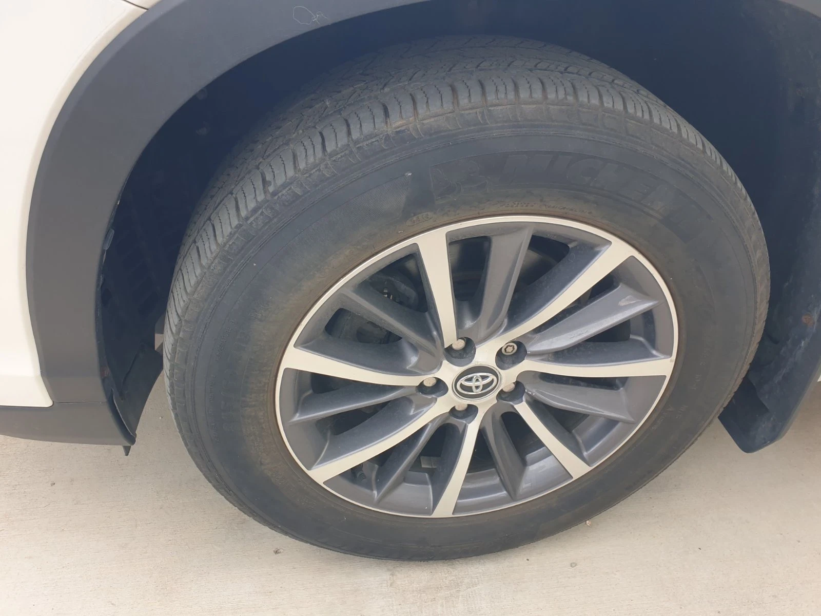 Toyota Highlander 3.0 Hybrid XLE - изображение 9