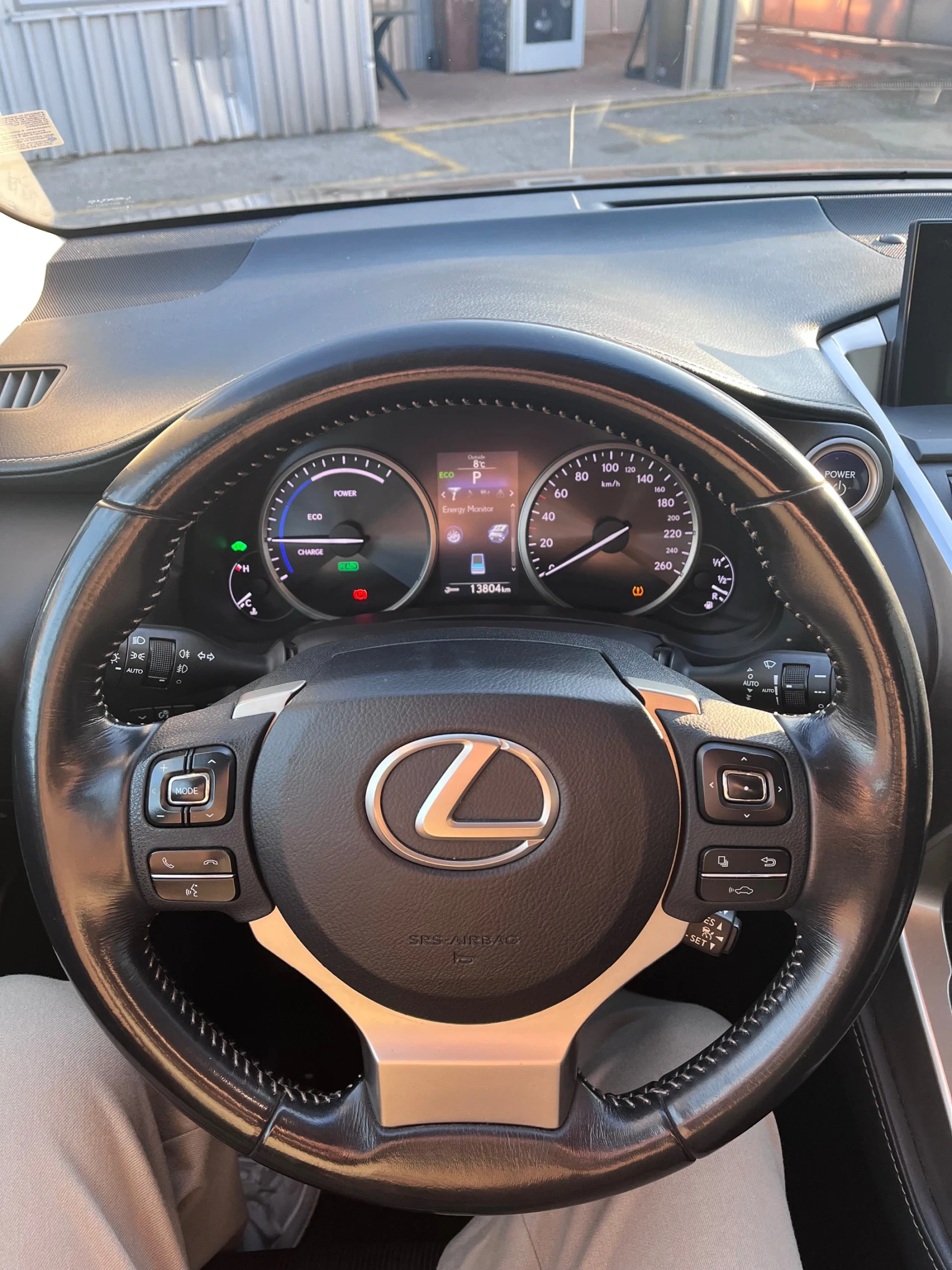 Lexus NX 300h 2.5 Hybrid e-Four e-CVT, снимка 12 - Автомобили и джипове - 53166920