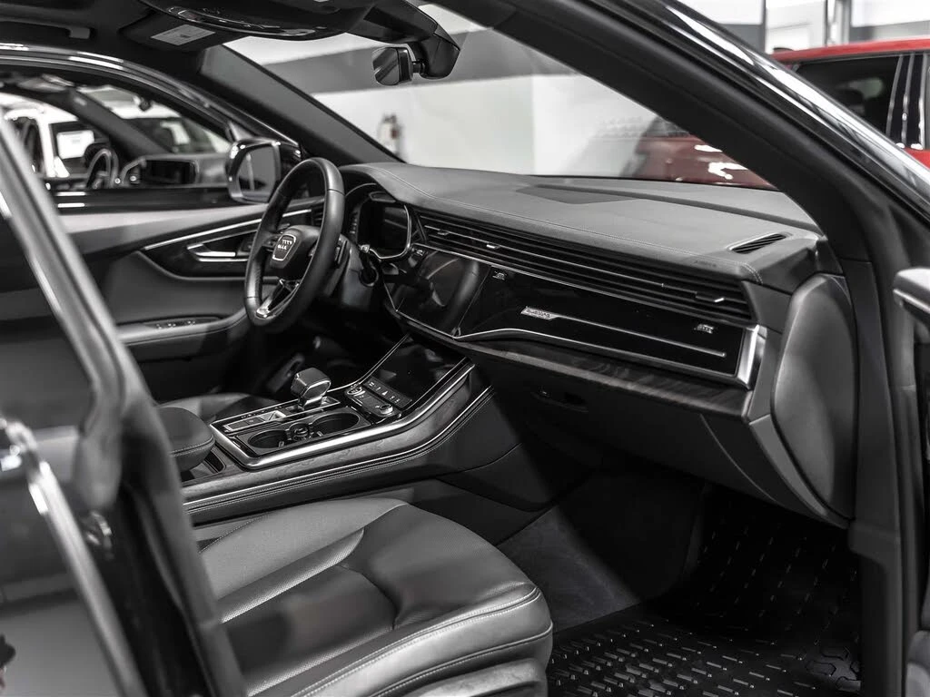 Audi Q8 quattro Progressiv 55 TFSI - изображение 10