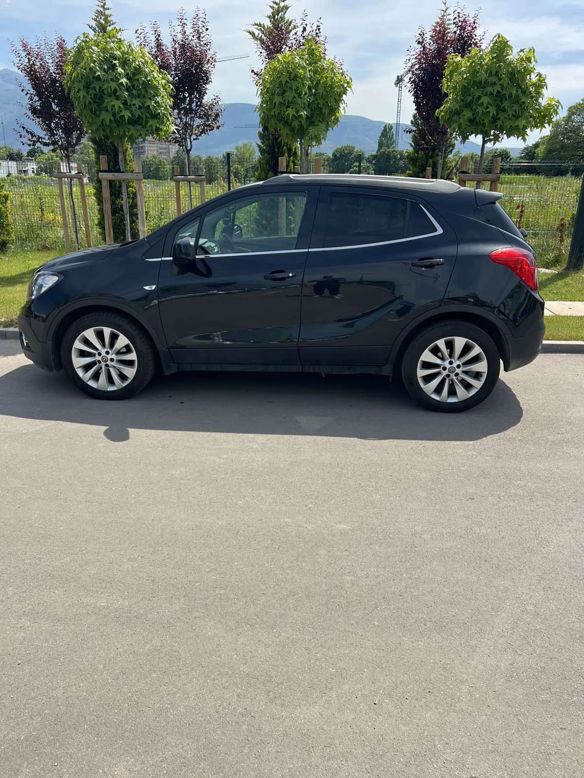 Opel Mokka Джип, снимка 2 - Автомобили и джипове - 53801153