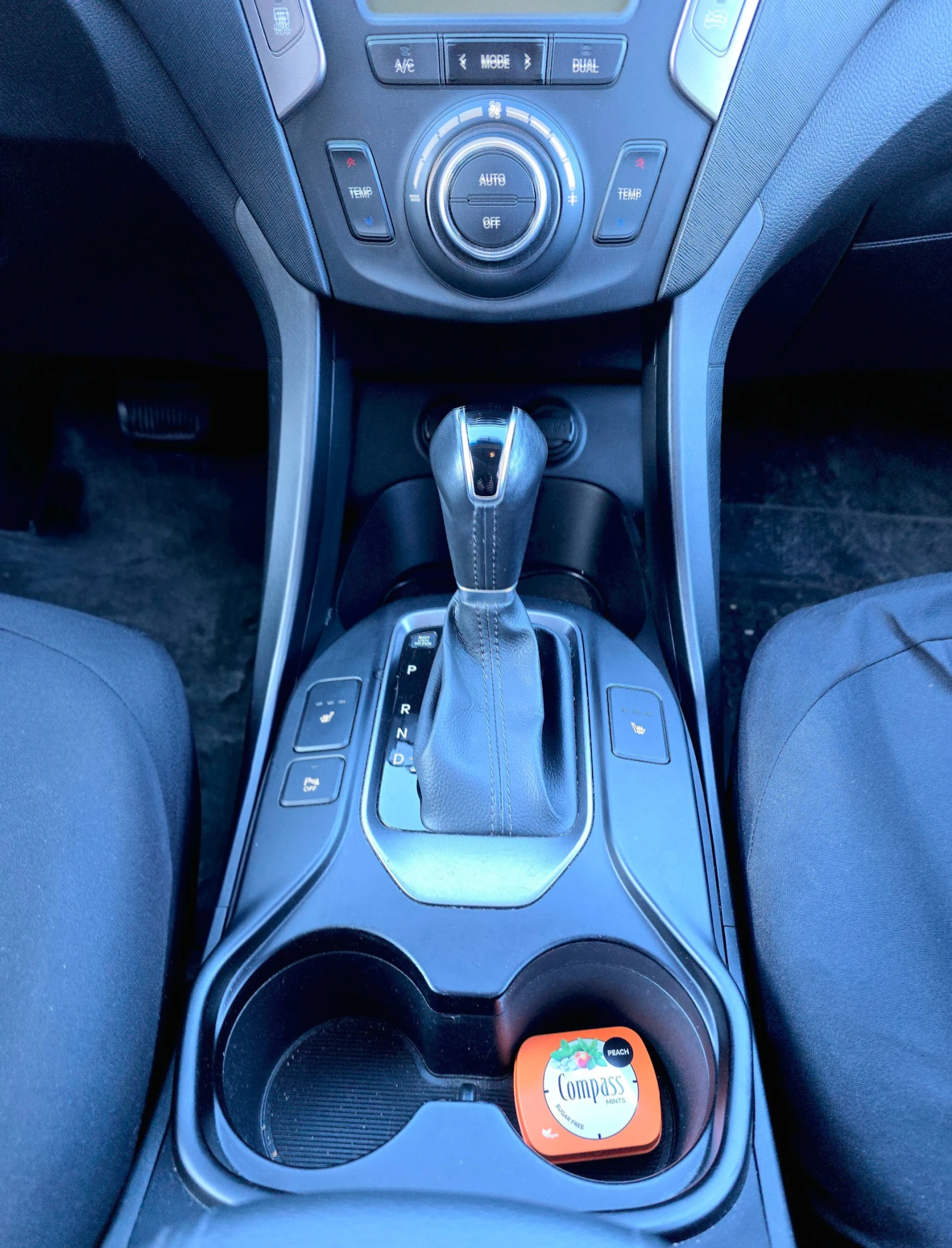 Hyundai Santa fe Sport 2.4 GDI, снимка 8 - Автомобили и джипове - 53815839