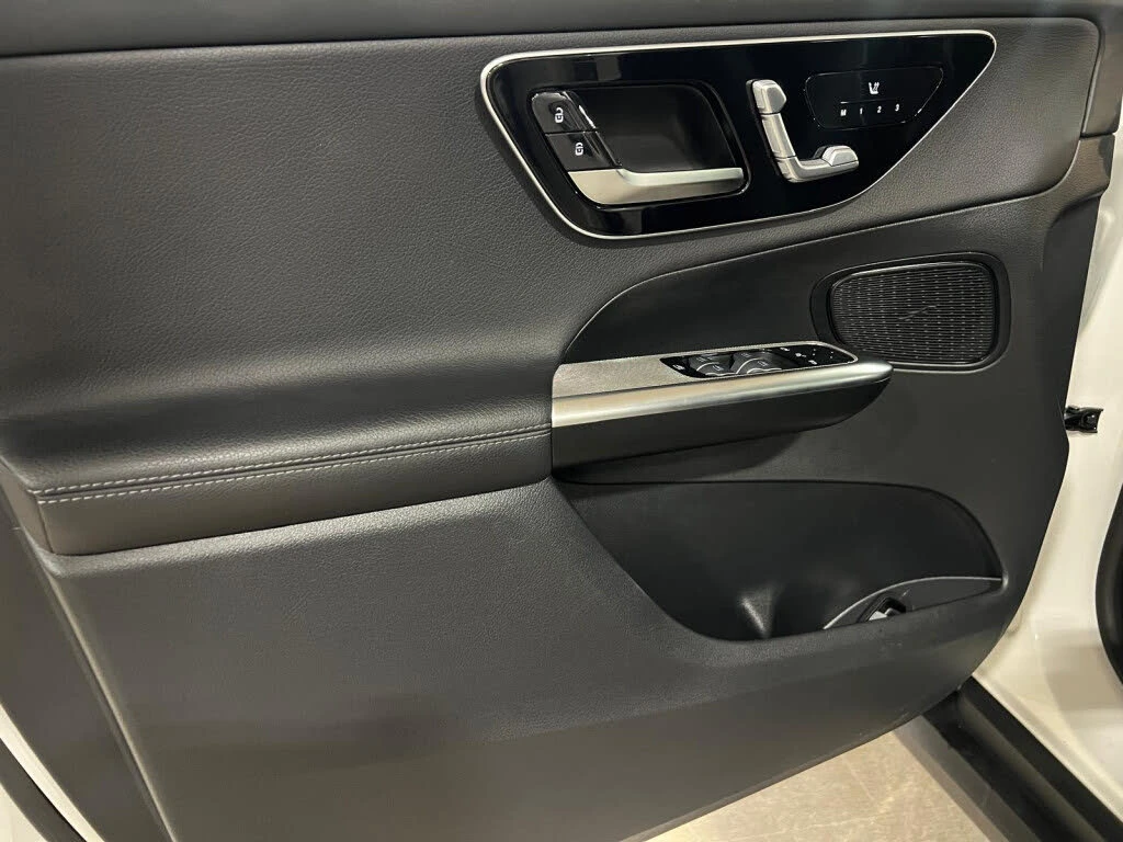 Mercedes-Benz GLC 300 DIGITAL* 360 КАМЕРА* ПАМЕТ* ПОДГРЕВ* ПАНОРАМА, снимка 15 - Автомобили и джипове - 53838323