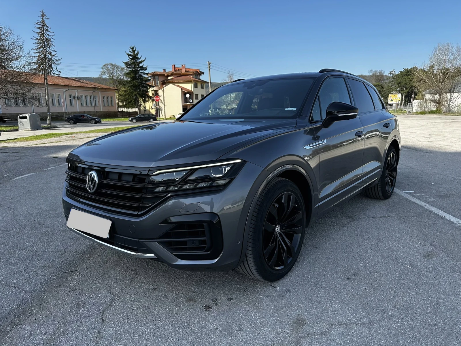 VW Touareg, снимка 6 - Автомобили и джипове - 54229930