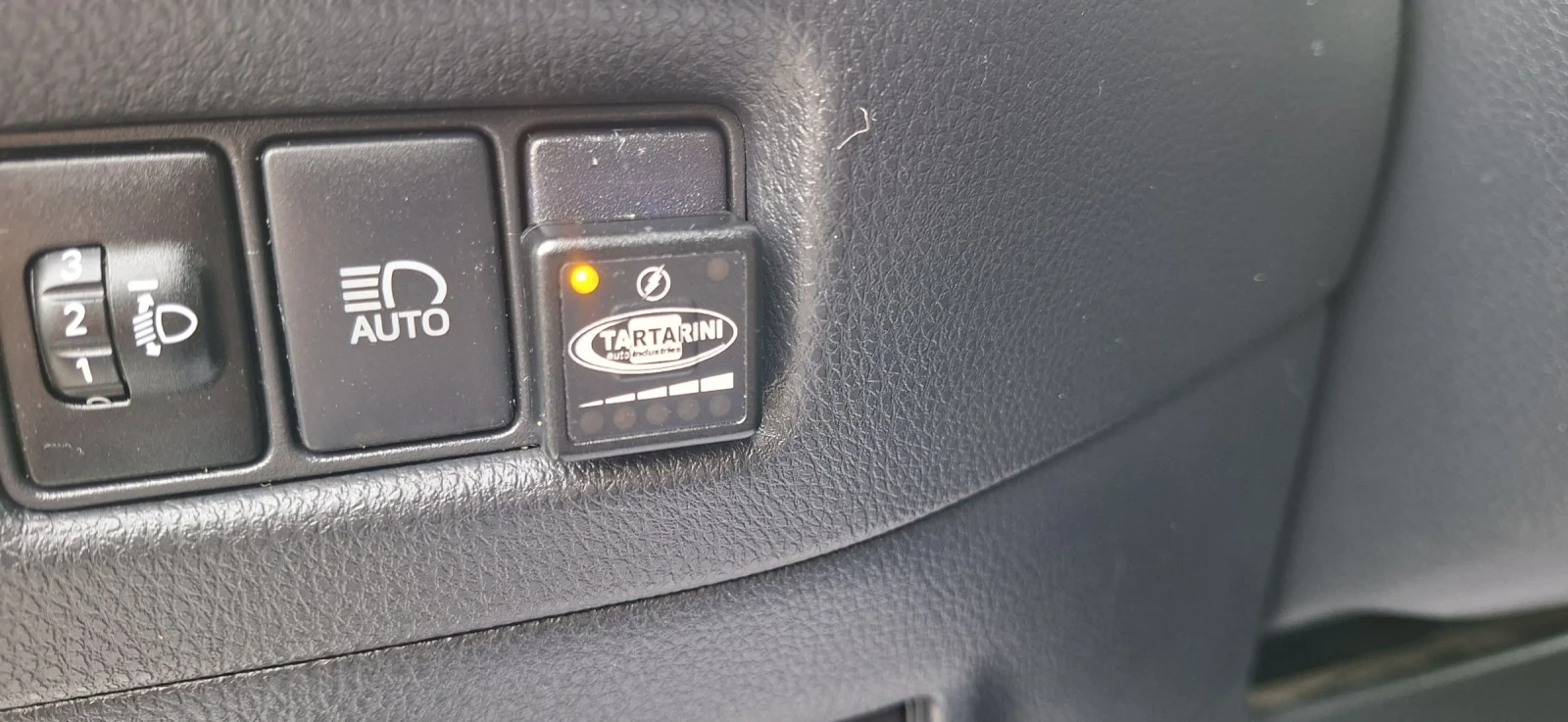 Toyota C-HR 1.8 HIBRID/GAZ, снимка 7 - Автомобили и джипове - 54482629