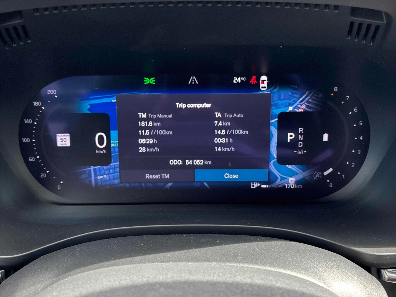 Volvo XC60 * Plus Dark Theme * CARFAX * , снимка 8 - Автомобили и джипове - 56112772