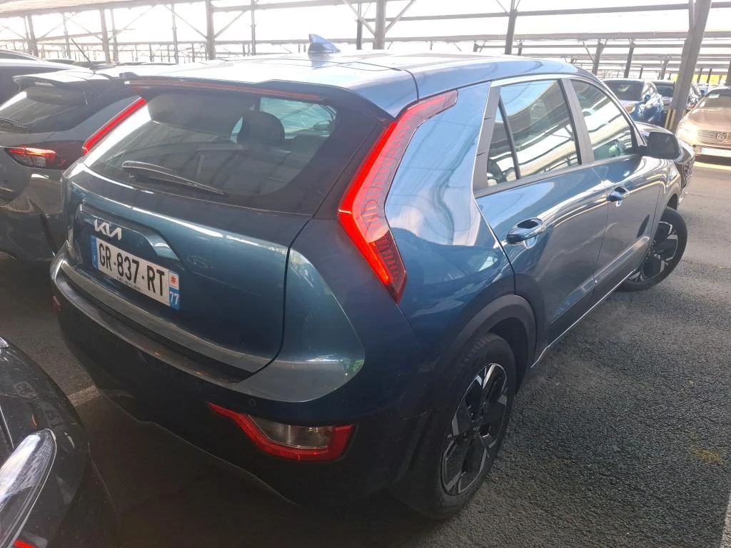 Kia Niro 65kWh Motion Navi Camera LED, снимка 3 - Автомобили и джипове - 56651127