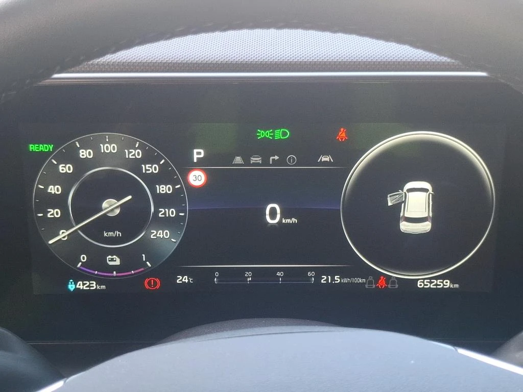 Kia Niro 65kWh Motion Navi Camera LED, снимка 8 - Автомобили и джипове - 56651127