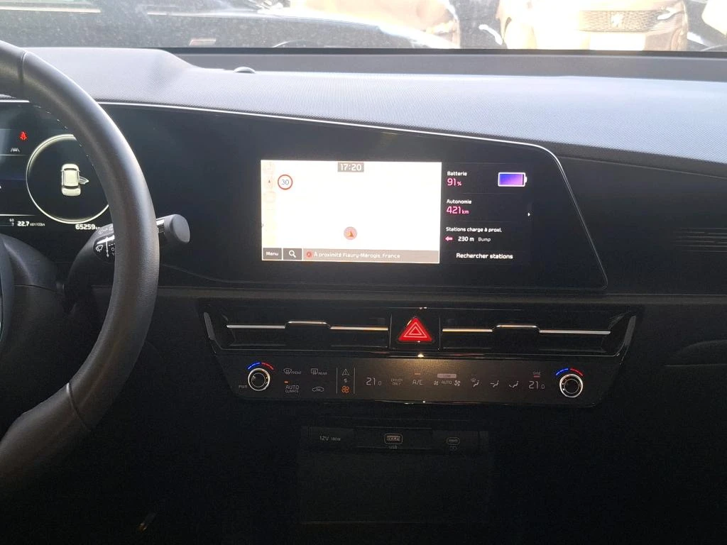 Kia Niro 65kWh Motion Navi Camera LED, снимка 9 - Автомобили и джипове - 56651127