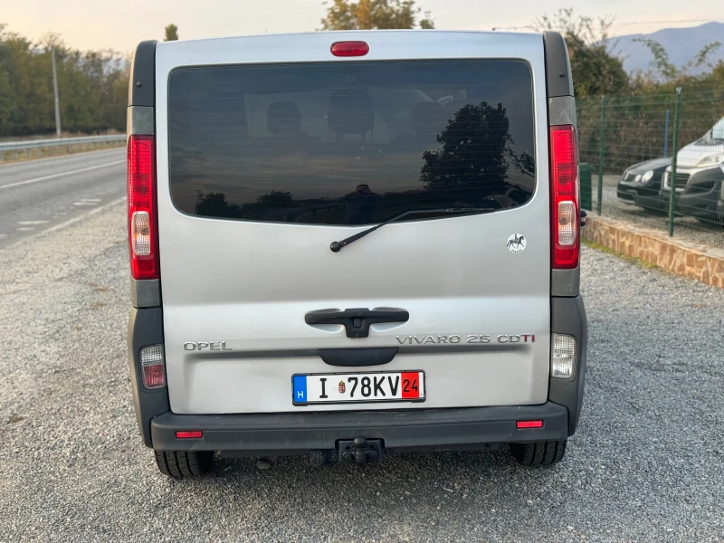 Opel Vivaro 2.5DTI* Клима* 9места* Оригинал* Германия, снимка 5 - Бусове и автобуси - 47707403