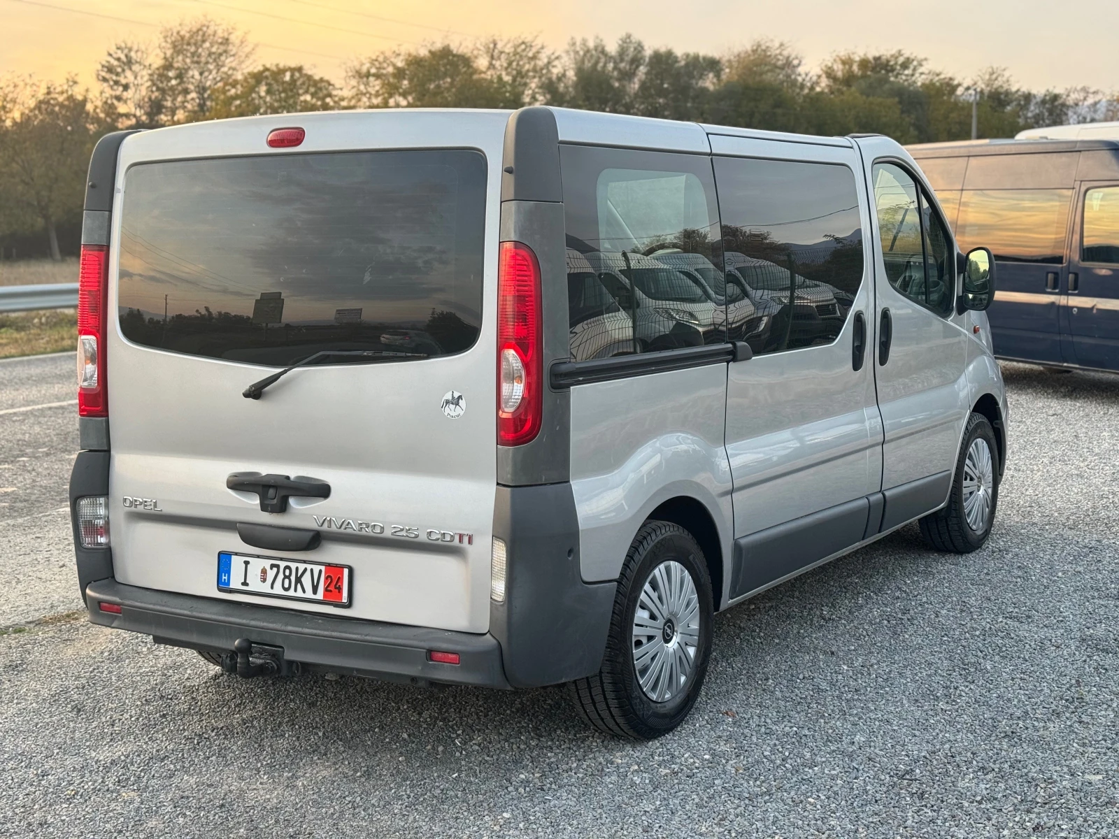 Opel Vivaro 2.5DTI* Клима* 9места* Оригинал* Германия - изображение 4