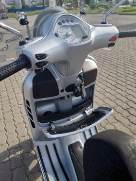 Vespa GTS, снимка 3 - Мотоциклети и мототехника - 45127200
