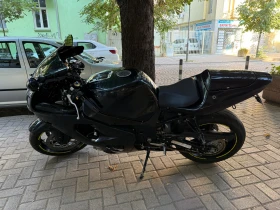 Обява за продажба на Suzuki Gsxr ~5 800 лв. - изображение 1 | Auto.bg Обява за продажба на Suzuki Gsxr ~5 800 лв. - изображение 1