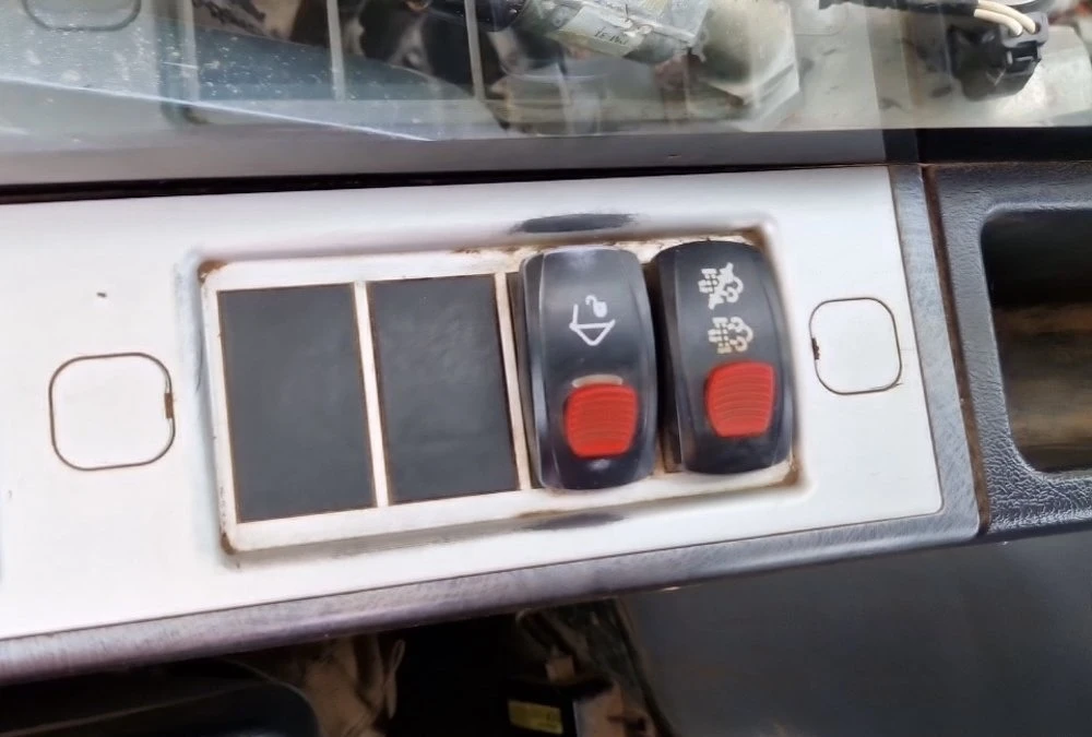  Hyundai HX220L | Mobile.bg   17