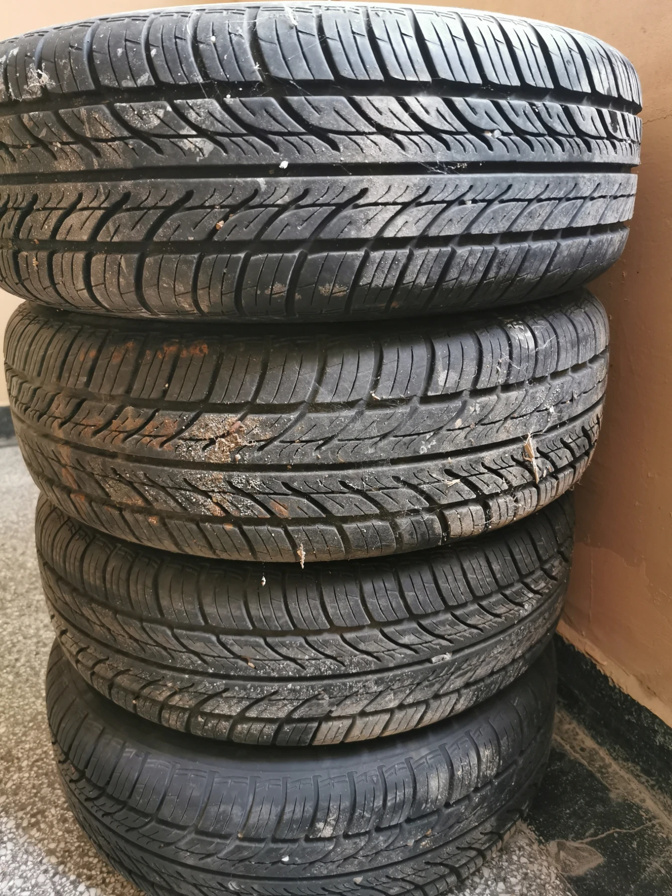 ���� � ������ 175/65R14 | Mobile.bg � ����������� 3