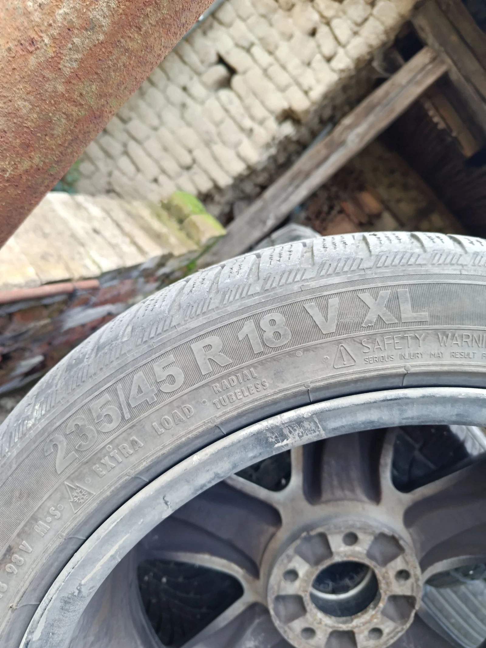 ���� � ������ 235/45R18 �� Mercedes-Benz C 320 | Mobile.bg � ����������� 10