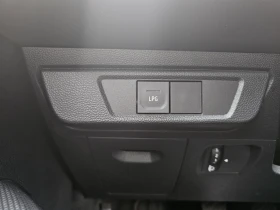 Dacia Sandero 1.0 TCe 90 Stop&Start LPG, снимка 12