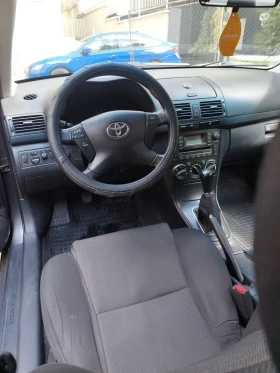 Toyota Avensis 1.6, АГУ, снимка 13