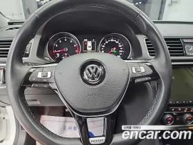 VW Passat 2.0 TSI / АВТОКРЕДИТ, снимка 9