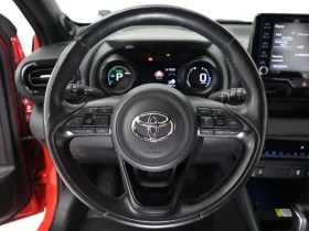 Toyota Yaris 1.5 Hybrid Bi-Tone, снимка 13