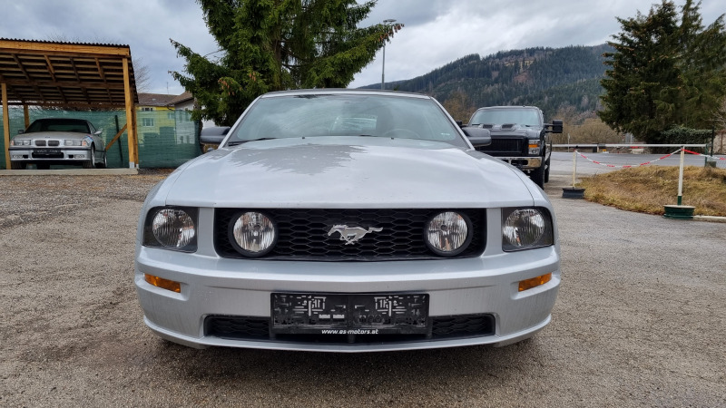 Ford Mustang 4.6 V8  GT, снимка 2 - Автомобили и джипове - 46004972