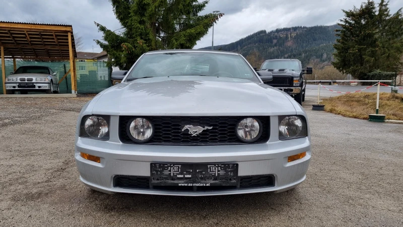 Ford Mustang 4.6 V8  GT, снимка 2 - Автомобили и джипове - 47685679