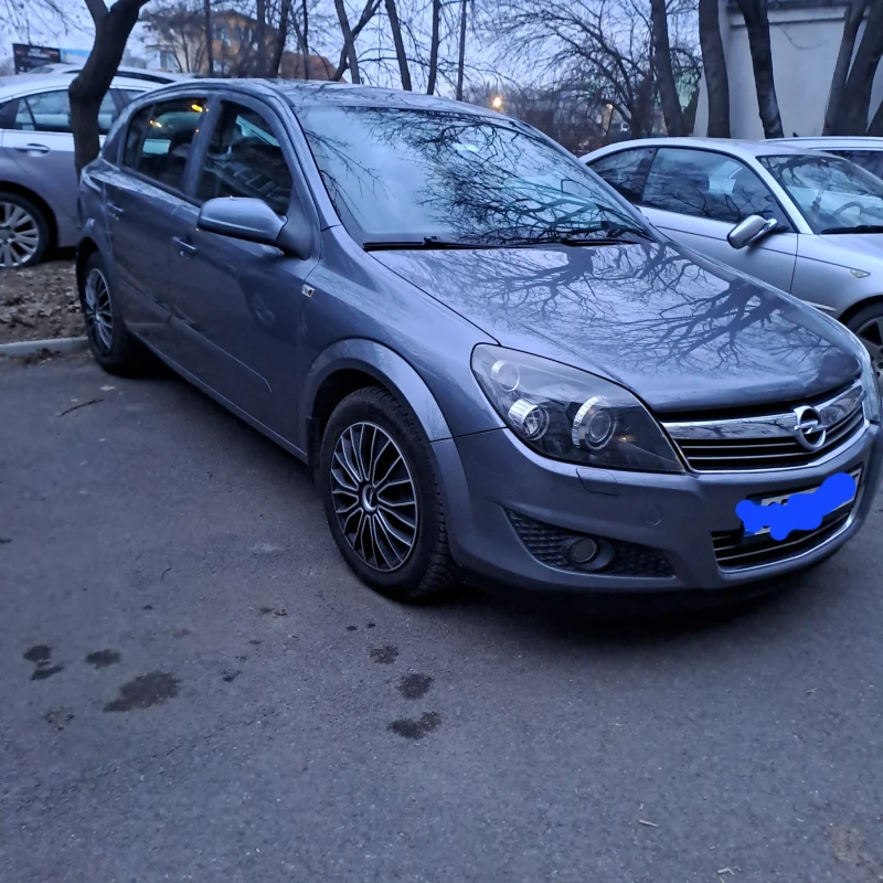 Opel Astra, снимка 6 - Автомобили и джипове - 48045616