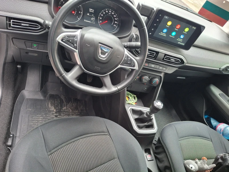 Dacia Logan, снимка 5 - Автомобили и джипове - 49145840