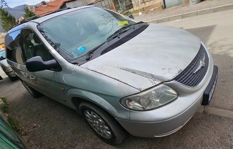 Chrysler Voyager 2.5 CRD, снимка 8 - Автомобили и джипове - 49511631