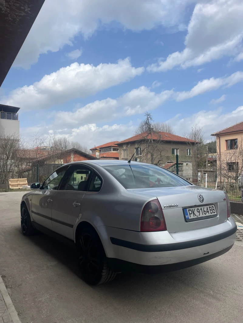 VW Passat Vw Passat 1.9, снимка 3 - Автомобили и джипове - 49526861