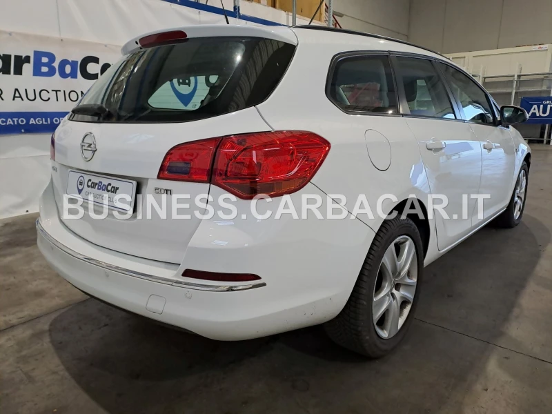 Opel Astra, снимка 2 - Автомобили и джипове - 52712433