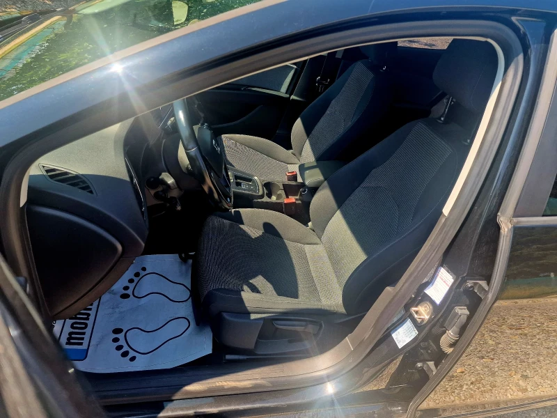 Seat Leon Distronic/Automatic, снимка 9 - Автомобили и джипове - 51064372