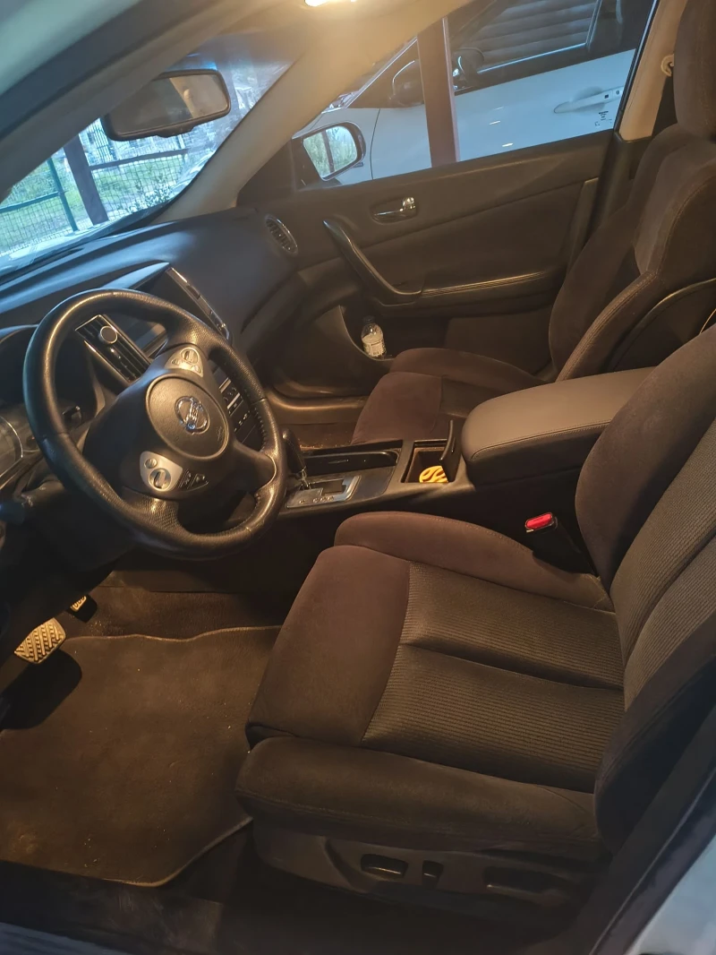 Nissan Maxima 3.5, снимка 9 - Автомобили и джипове - 51538957
