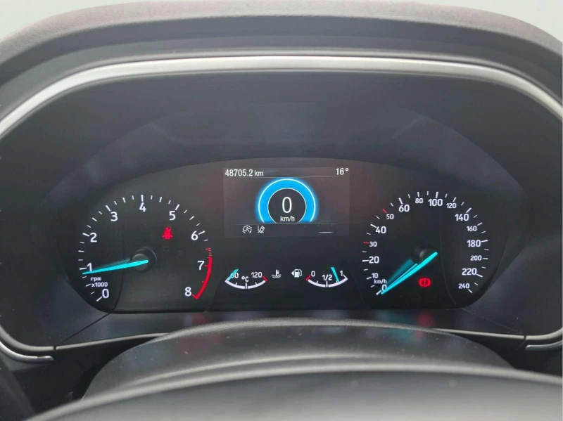 Ford Focus 1.5 EcoBoost, снимка 11 - Автомобили и джипове - 52530083