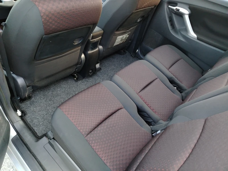 Toyota Verso 1.8-147 КС ПАНОРАМА 6СК БЕНЗИН 6+ 1 места, снимка 13 - Автомобили и джипове - 52631173