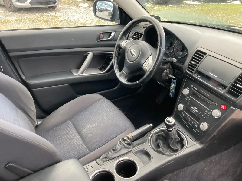 Subaru Outback 2.0 D, снимка 8 - Автомобили и джипове - 53035112