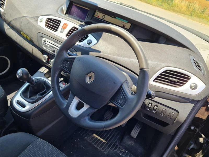 Renault Grand scenic 1.6vvt Tom Tom - изображение 7