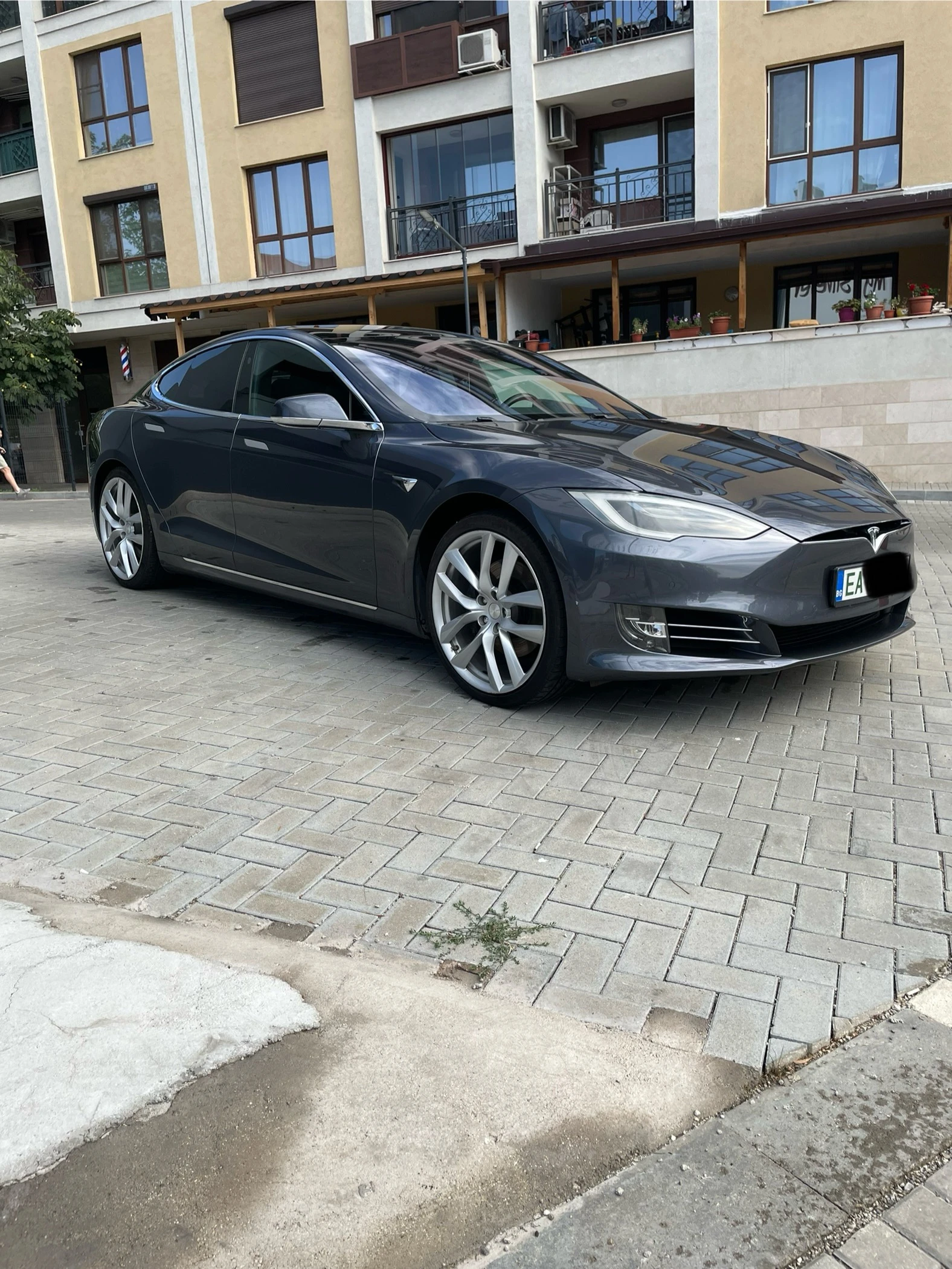 Tesla Model S 75D Европейска с CCS - изображение 2