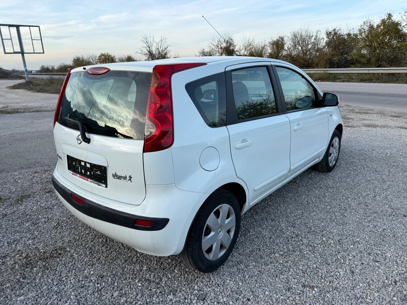 Nissan Note 1.6 I 110 к.с. - изображение 5