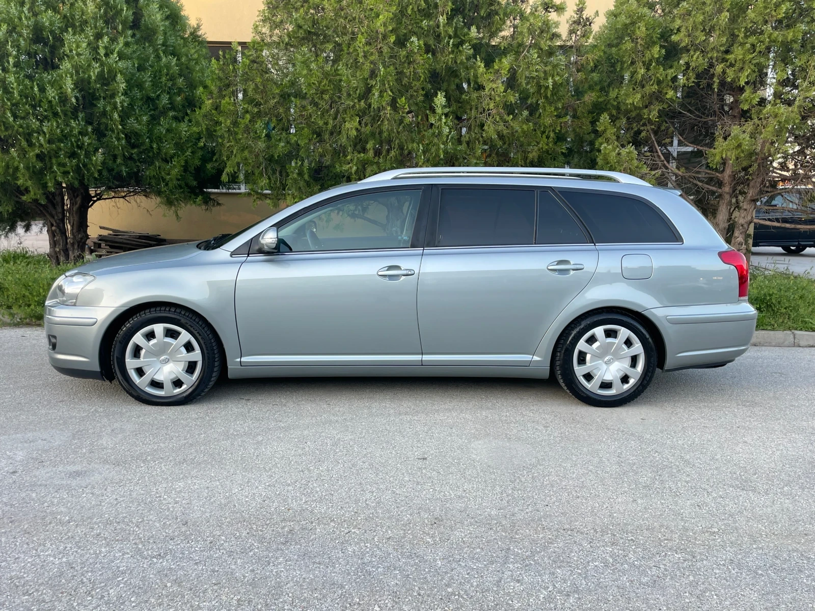 Toyota Avensis 2.0D4-D 126к.с. FACE NAVI - изображение 2