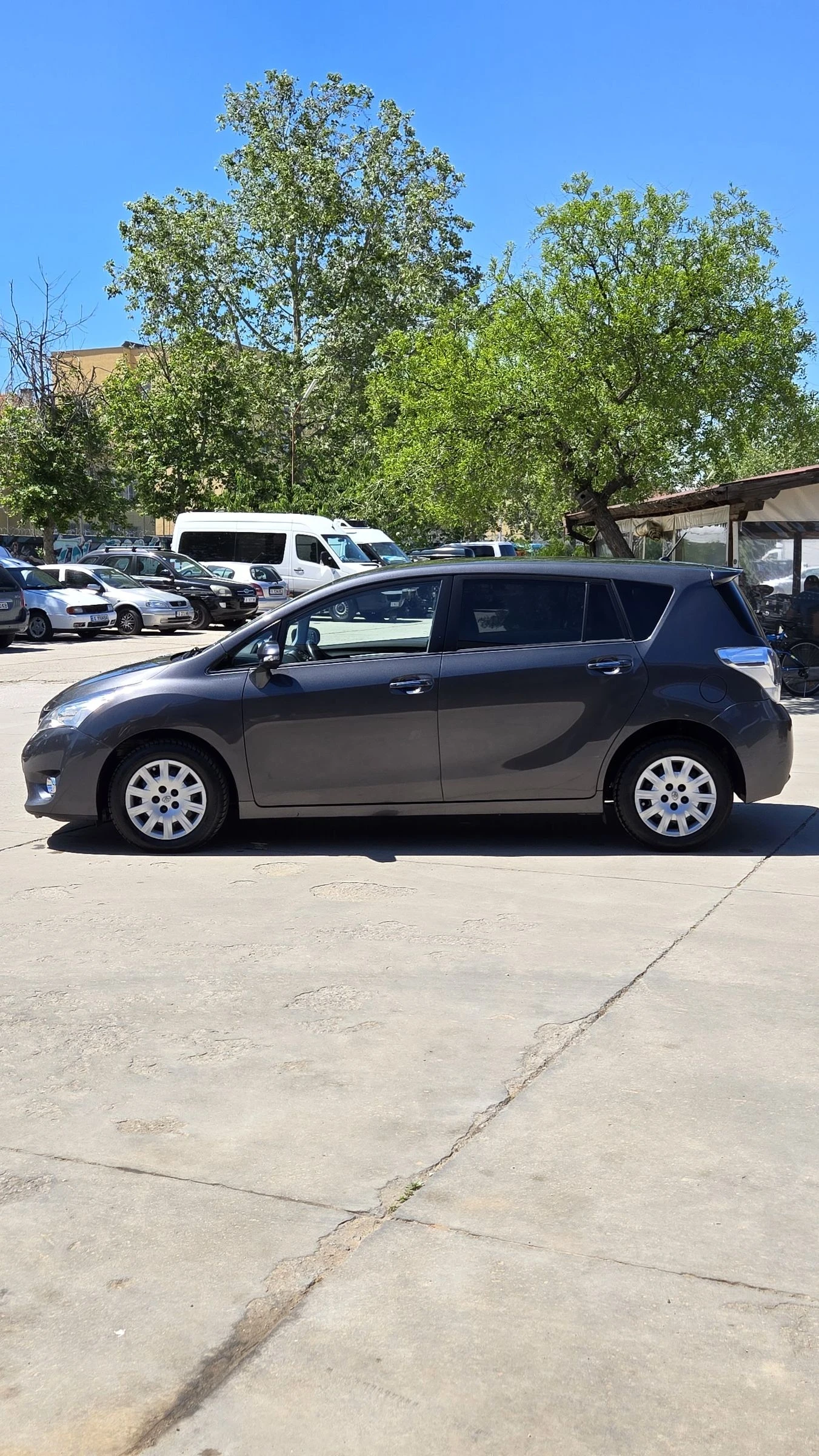 Toyota Corolla verso 1.6 D4D Дизел 120к.с.  - изображение 5