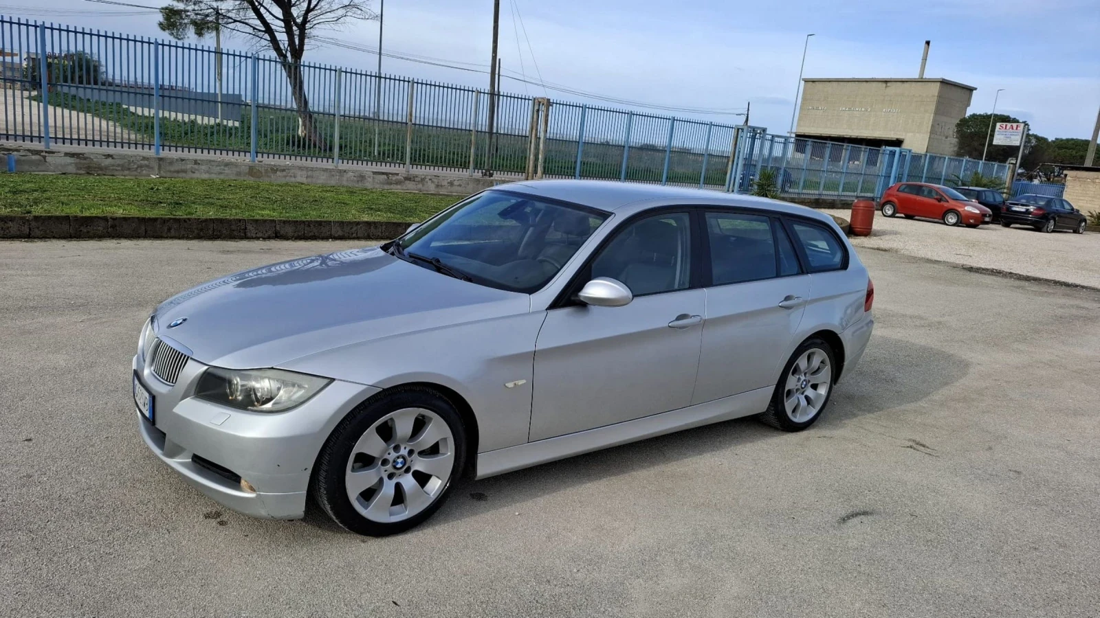 BMW 320 2.0d-Led-koja - изображение 2