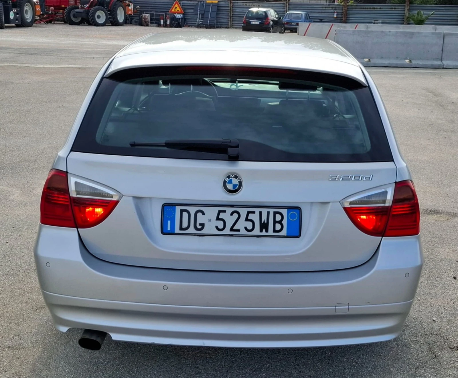 BMW 320 2.0d-Led-koja - изображение 4