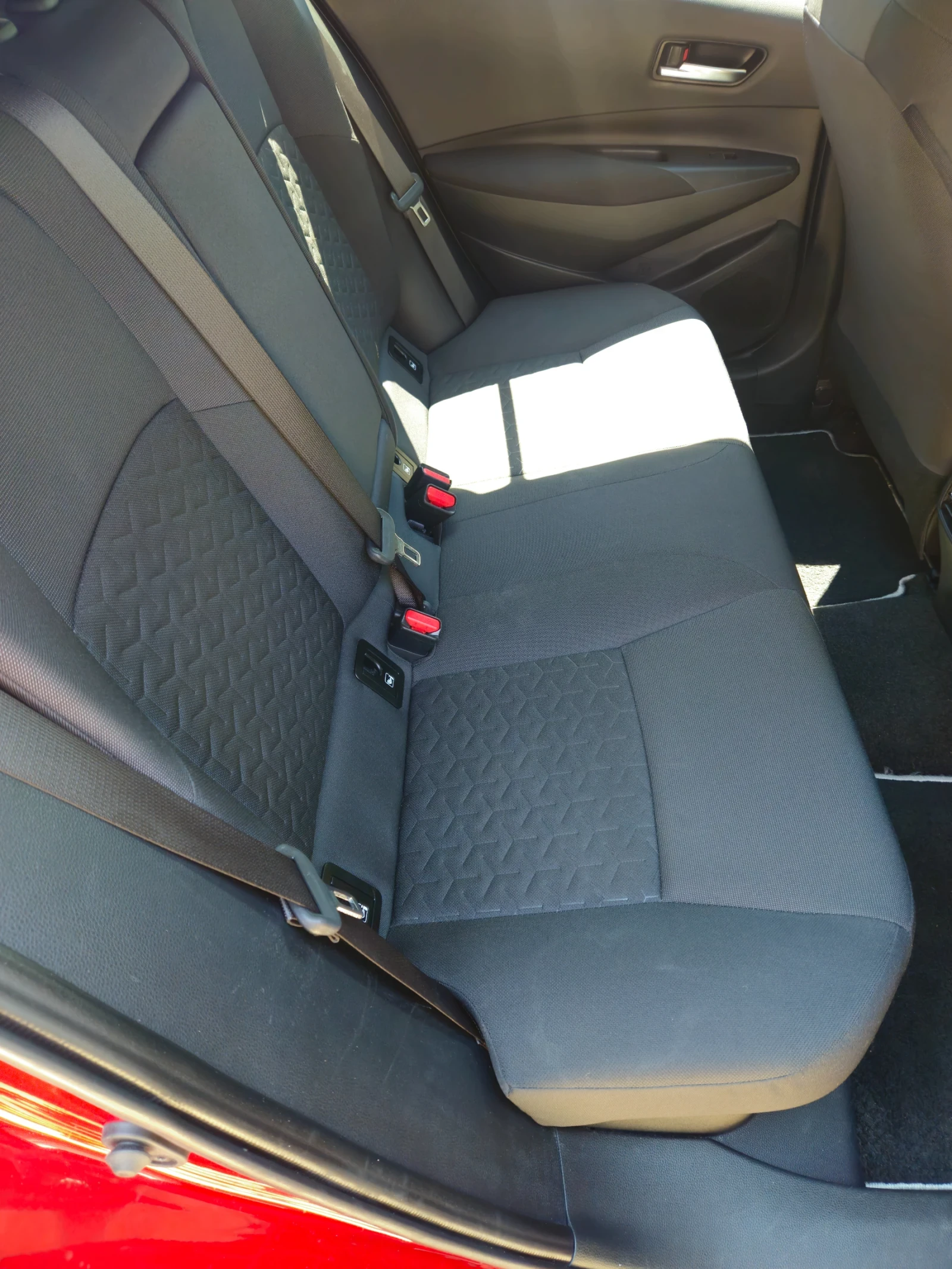 Toyota Corolla TOYOTA COROLLA TOURING SPORTS Hybrid/ГАРАНЦИЯ - изображение 10