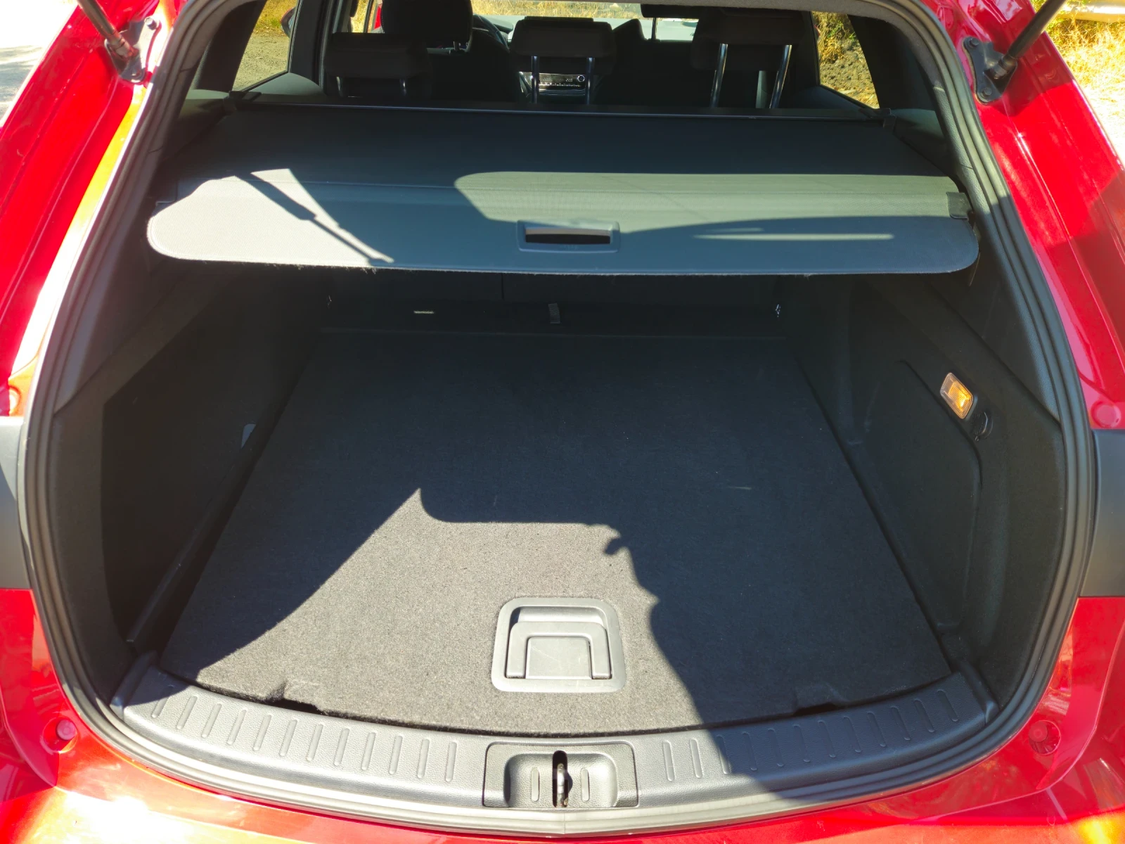 Toyota Corolla TOYOTA COROLLA TOURING SPORTS Hybrid/ГАРАНЦИЯ | Mobile.bg — изображение 11