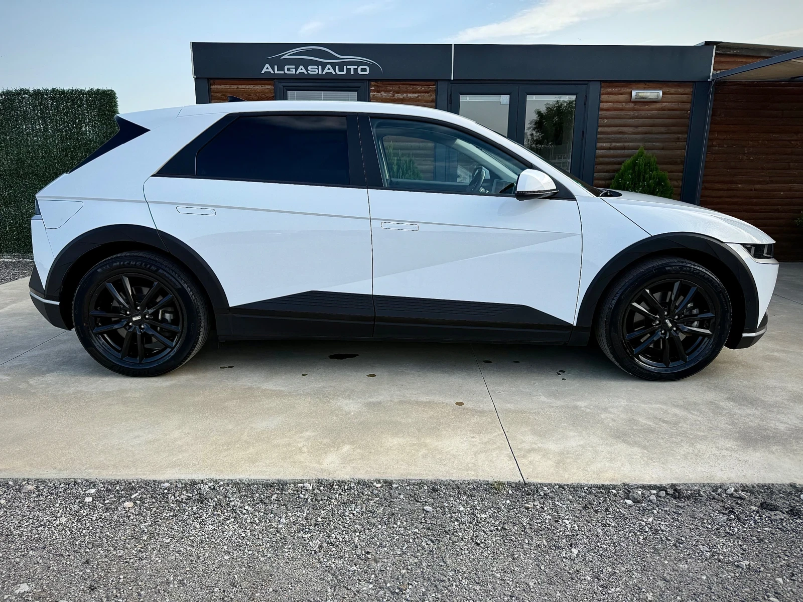 Hyundai Ioniq 5 RWD* Bluelink - изображение 5