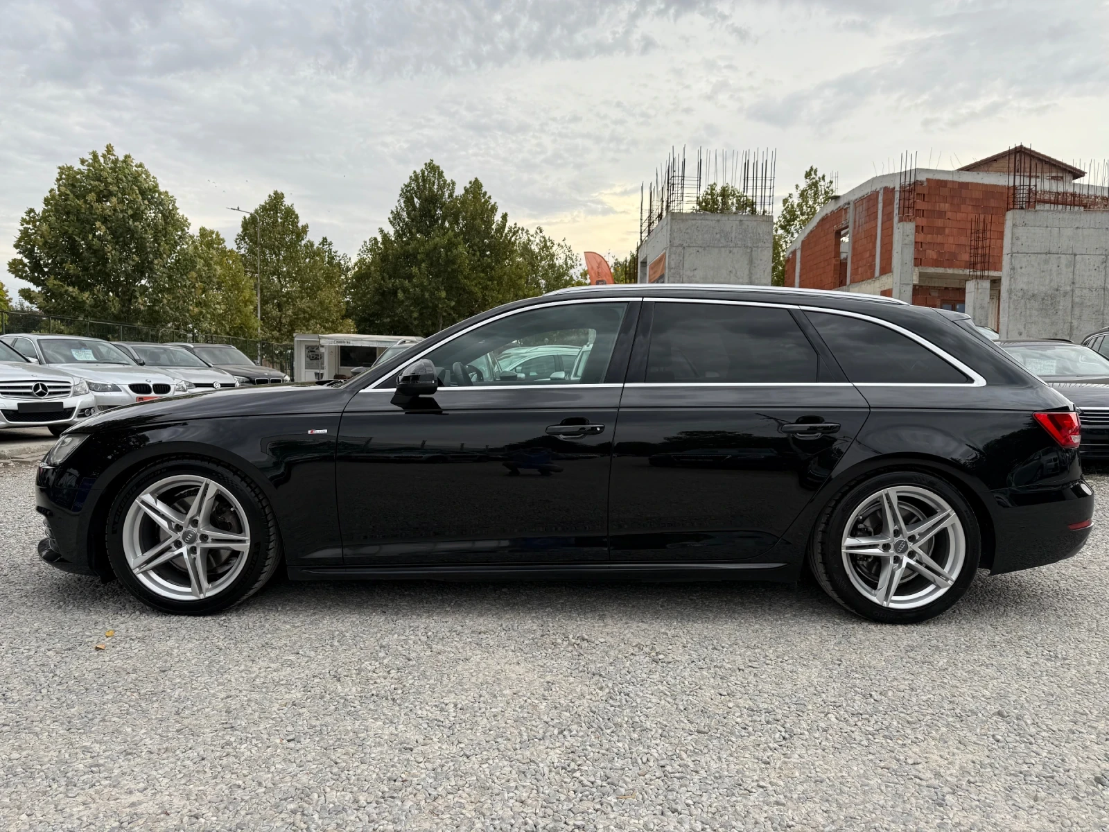 Audi A4 2.0TDI/S-LINE/DIGITAL/F1 - изображение 2