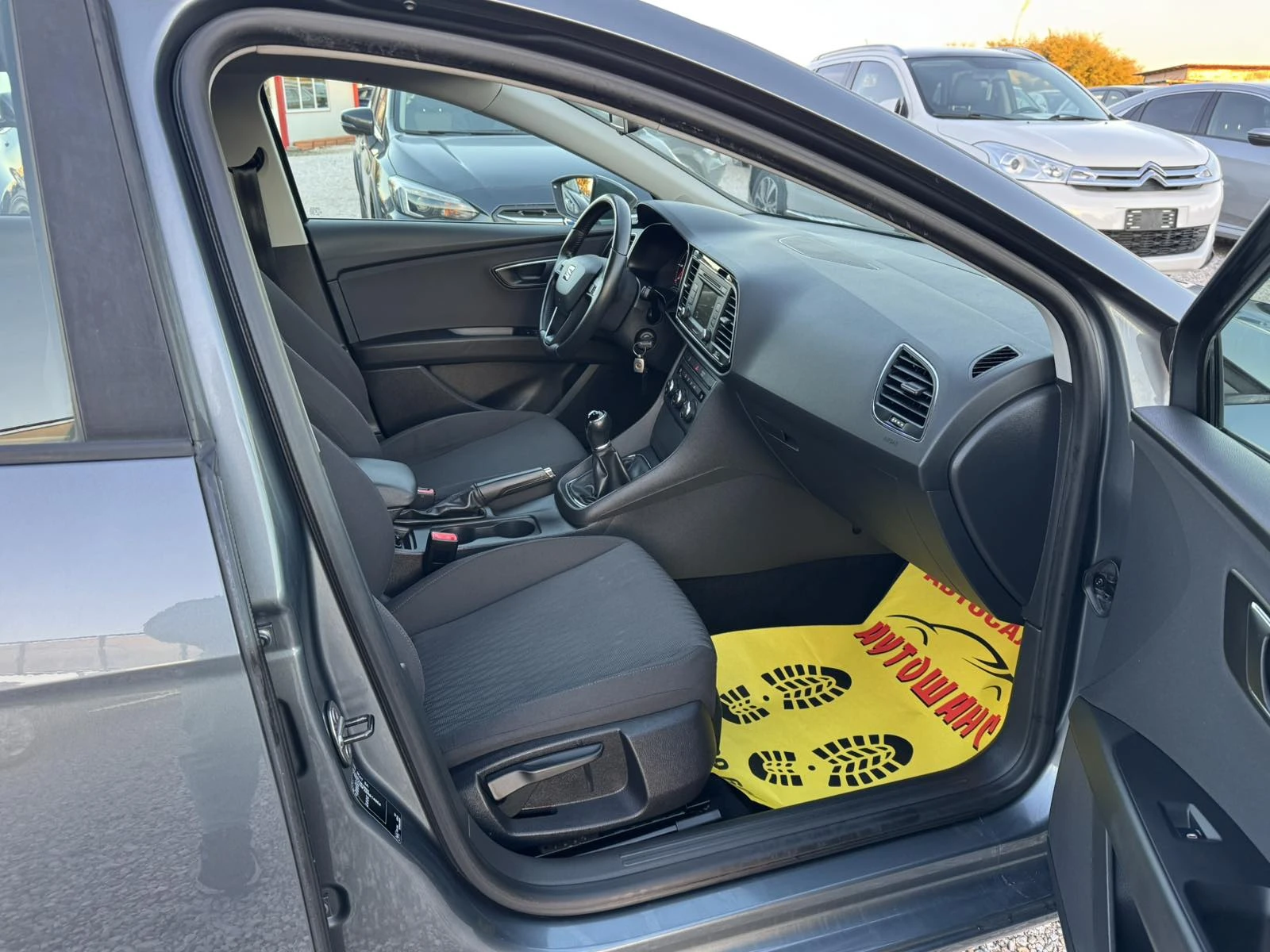 Seat Leon 1.6TDI | Mobile.bg — изображение 14